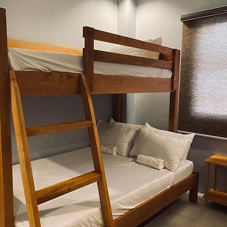 Lakayo Hillside Apartelle San Juan  Luaran gambar