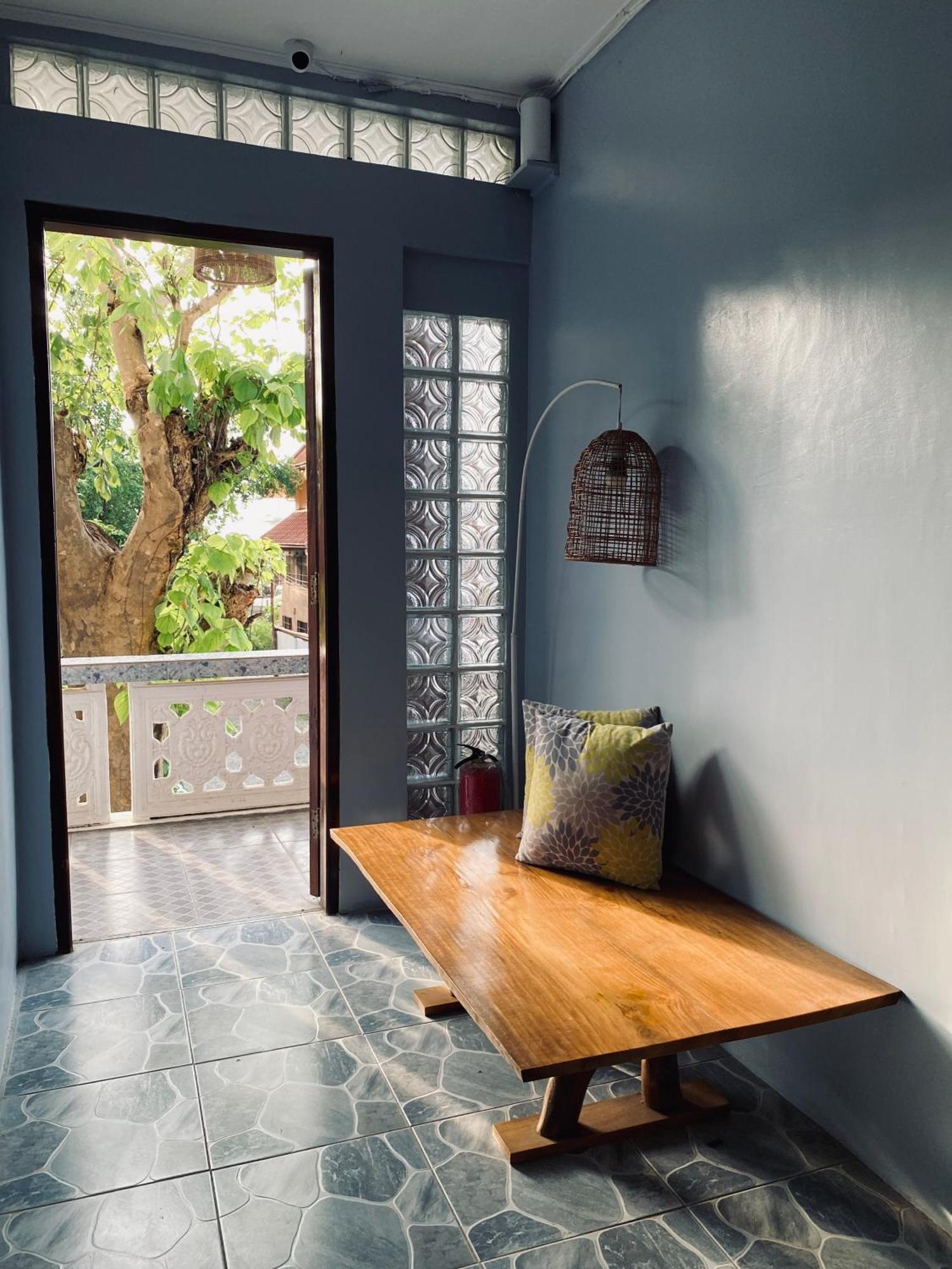 Lakayo Hillside Apartelle San Juan  Luaran gambar
