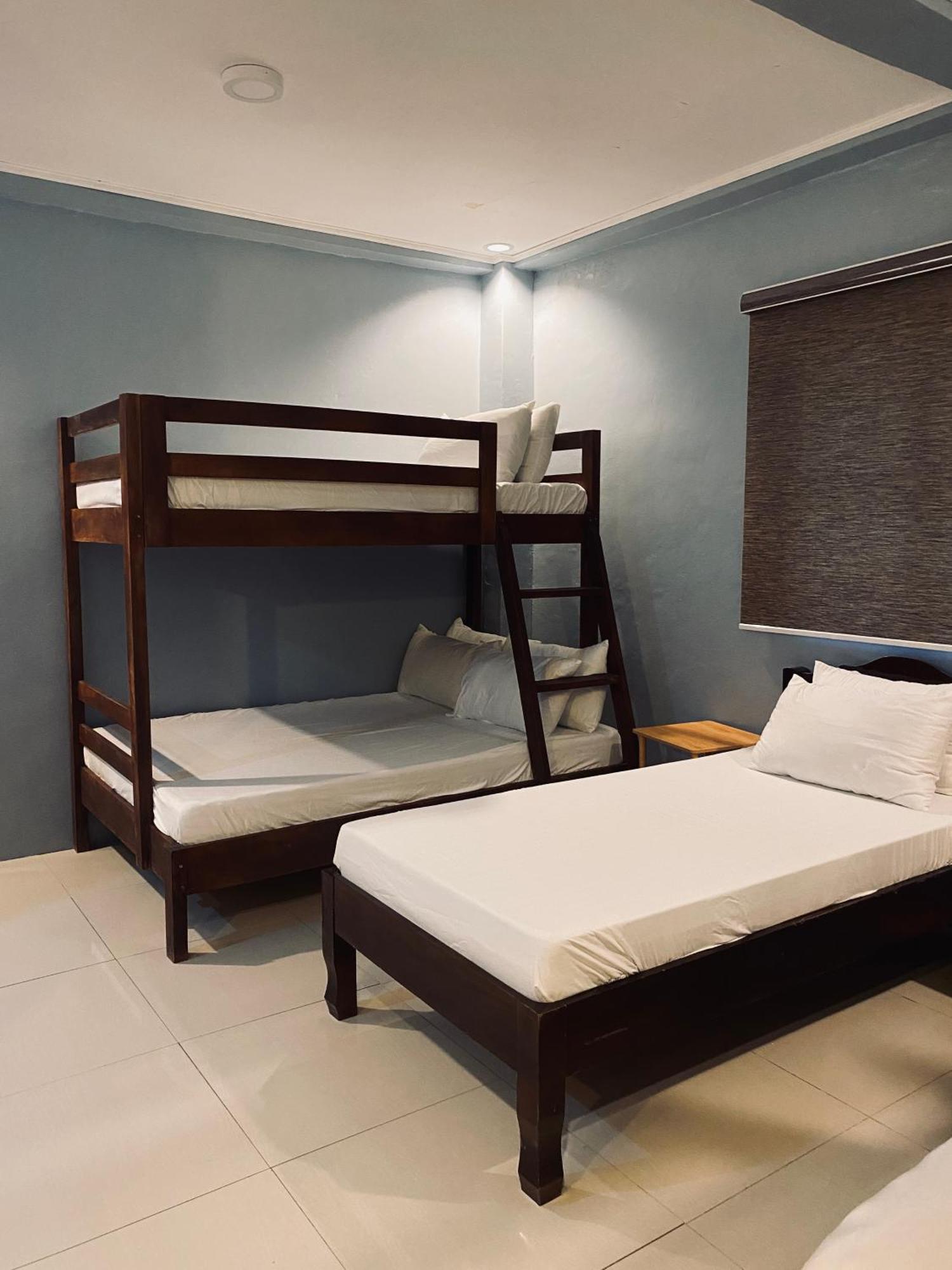 Lakayo Hillside Apartelle San Juan  Luaran gambar