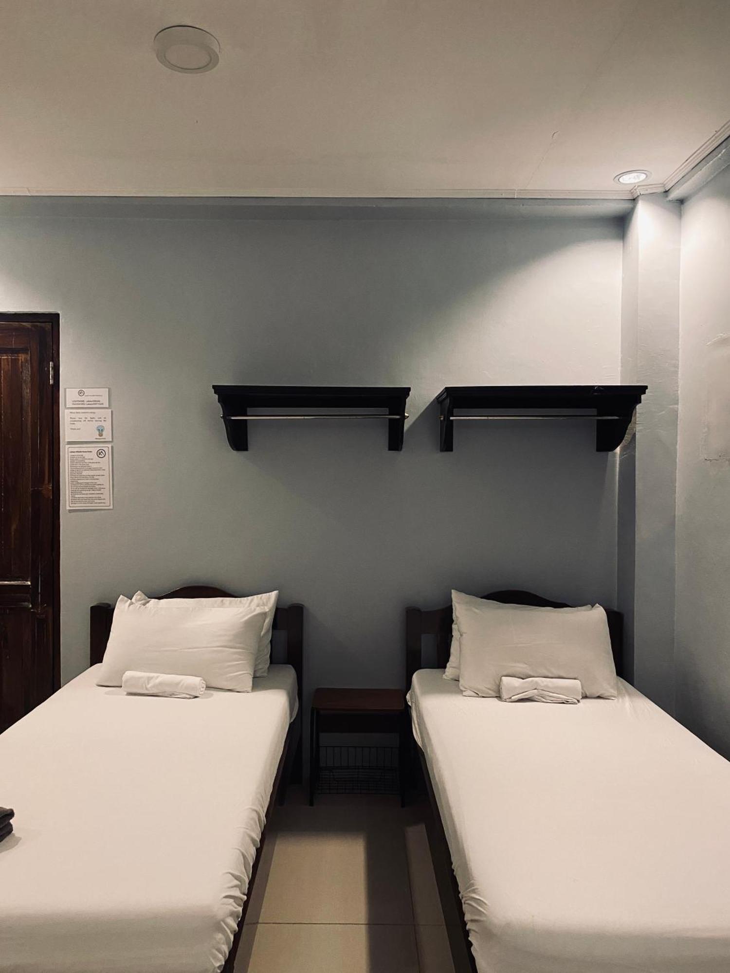 Lakayo Hillside Apartelle San Juan  Luaran gambar